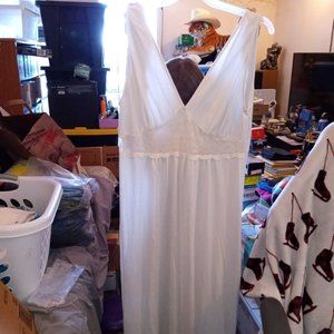 Stephanie Seymour Nightgown Size L